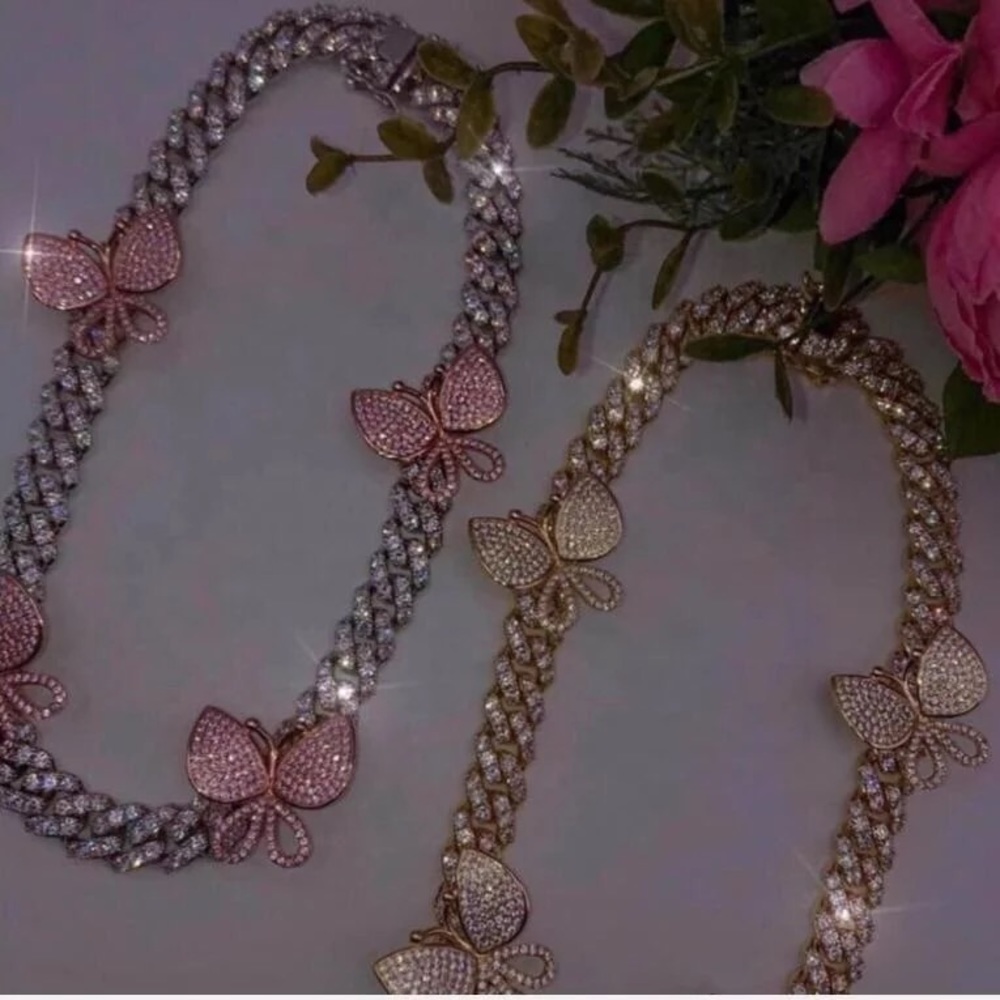 Women’s Butterfly Cuban Link Chain